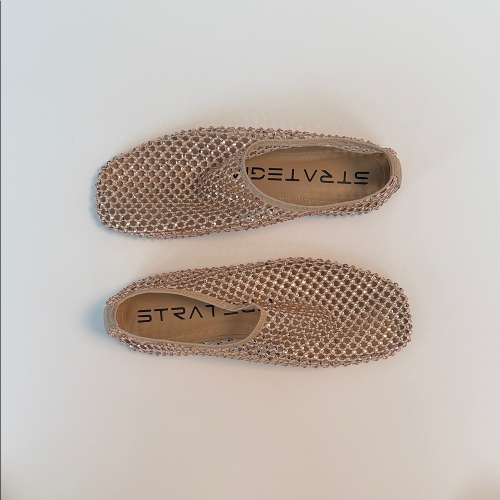 🔑 Strategia Rhinestone Shoes